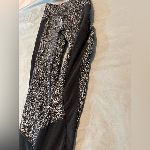 Lululemon Fit Physique Tight - Picture 9 of 12